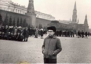 27 марта 1968 года. День гибели Ю.А.Гагарина.Потому и запомнился, что Гагарин был всеобщим любимцем